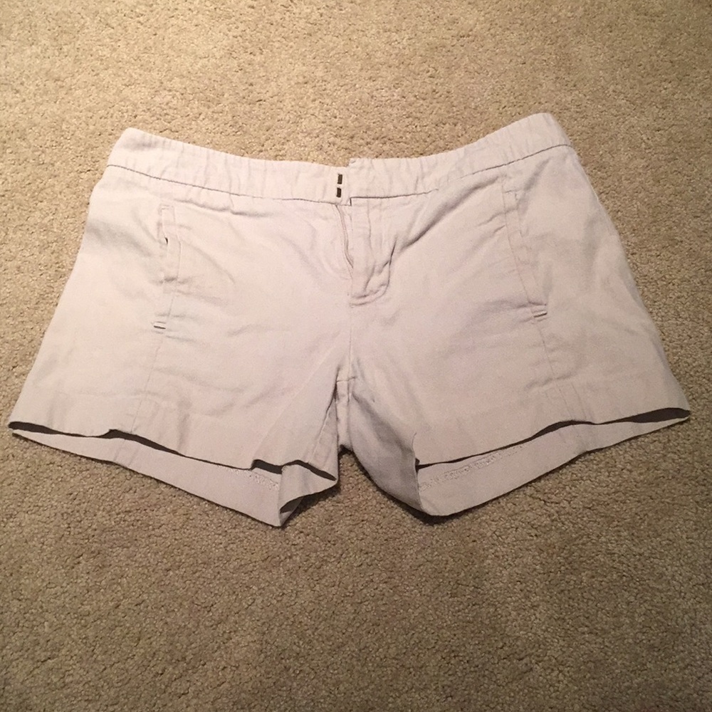 WOMENS GAP SHORTS
